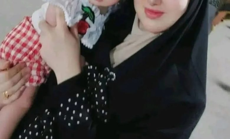 اسمي روان، من حلب، عمري ٣٦ سنة، أرملة من أربع سنين عم دور عن شريك الحياة