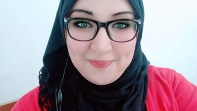 أنا نجوى من الحمامات، عمري 45 سنة، مطلقة وعندي ولد وبنت. نخدم في مخبر تحاليل نلوج على شريك الحياة