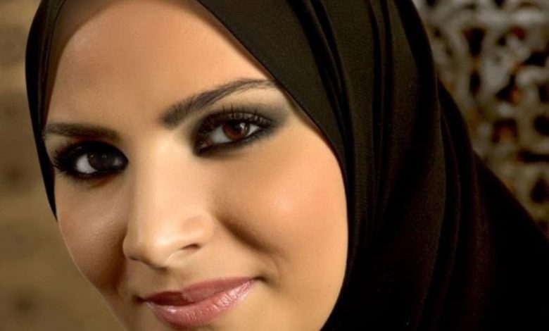 أنا نرجس ليبية من مدينة زليتن، عمري 37 سنة، عازبة نبي شريك الحياة