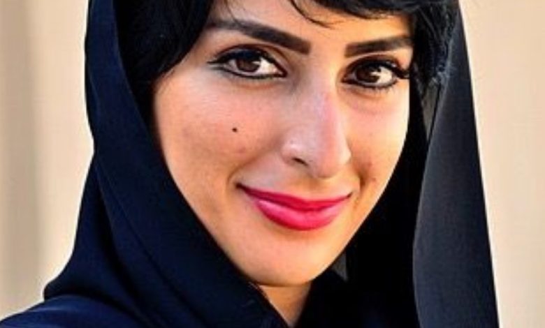 أنـا اسمي شهد، عمري ٣٢ سنة من السليمانية، أشتغل بـ كوفي بدور عن شريك الحياة