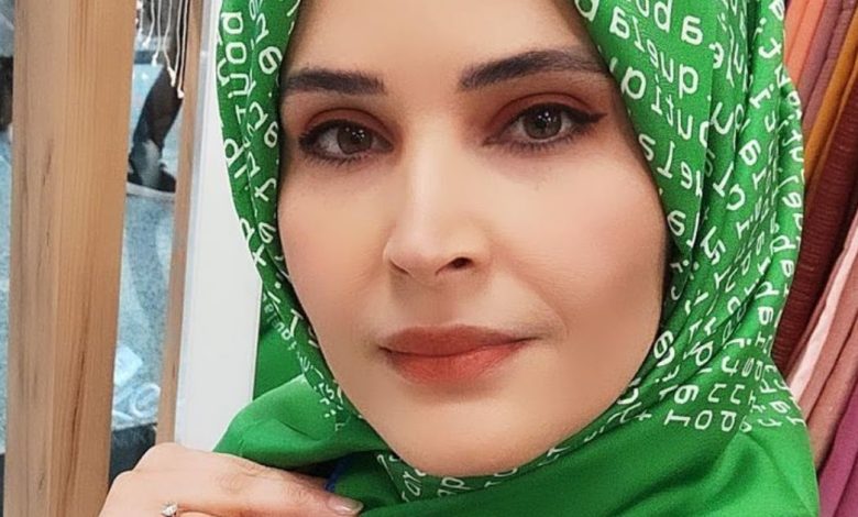 أنا اسمي نورة، كويتية من صباح السالم أبحث عن شريك الحياة