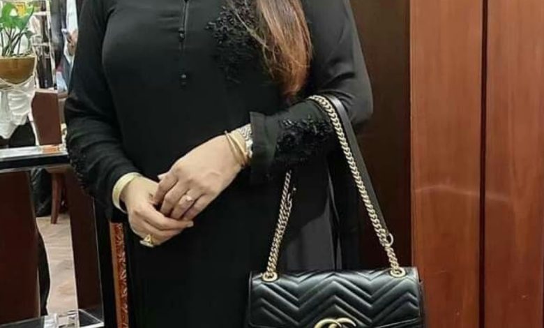 أنا نسرين من محافظة إربد، عمري 39 سنة، مطلّقة عم دور عن شريك الحياة