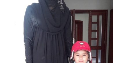 اسمي أم لجين، عمري 45 سنة من محافظة تعز، يمنية الأصل أبغي شريك الحياة