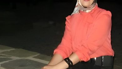اسمي منى عبد الحميد، من مدينة الإسكندرية. أبلغ من العمر خمسين عامًا، أرملة منذ سنوات بدور عن شريك الحياة
