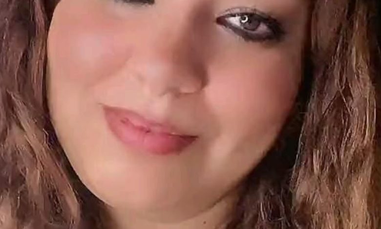 أنا أماني من نابل، عمري 45 سنة، مطلقة وما عنديش صغار نلوج على شريك الحياة