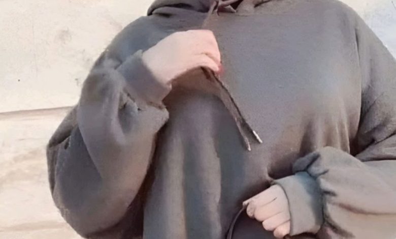 اسمي هدير، عمري 36 سنة، مصرية صاحبة محل صغير أبيع فيه الكروسان والجاتوهات بأنواعها بدور عن شريك الحياة
