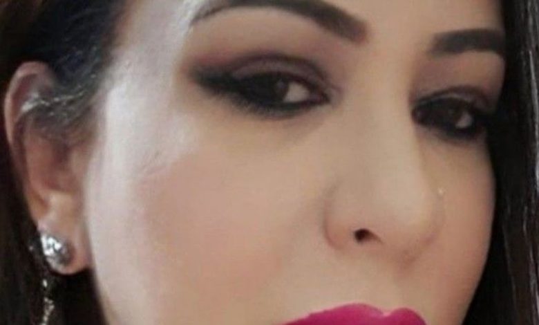 أنا نجلاء، عندي 40 سنة، بشتغل في محل لبيع الملابس في قلب إسكندرية نفسي ألاقي شريك الحياة