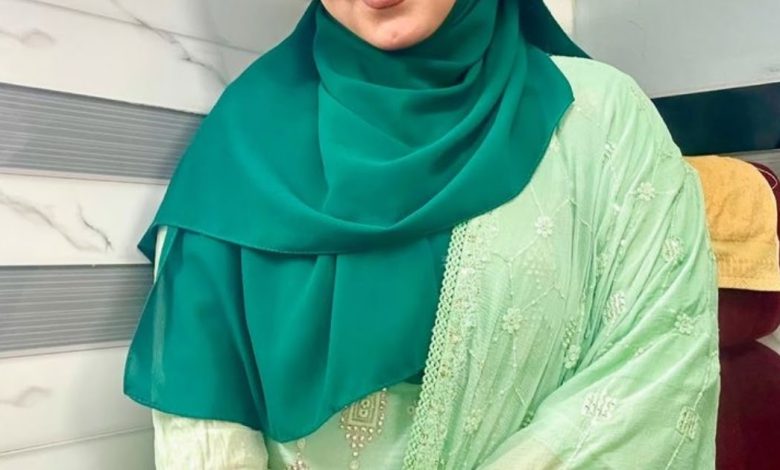 أنا اسمي سميرة، من عنابة، عمري 37 سنة، عازبة أبحث عن شريك حياة للزواج الشرعي والاستقرار الجاد