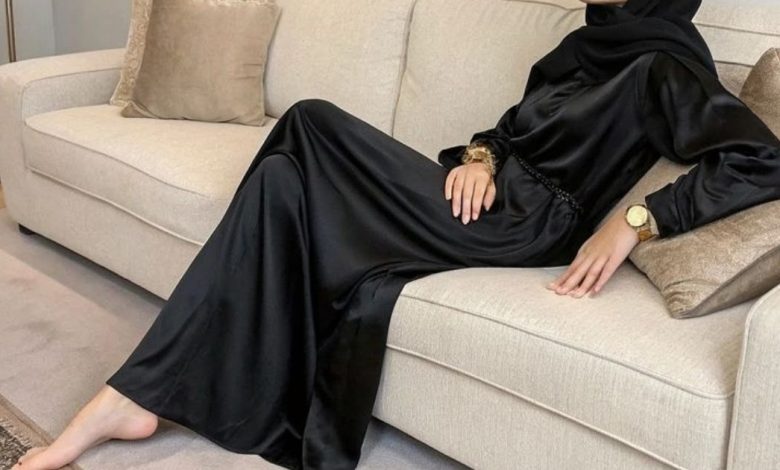 أنا أم ريم، بنت قطرية من الوكرة، عمري ٣٢ سنة، أشتغل أخصائية تغذية أبحث عن شريك الحياة