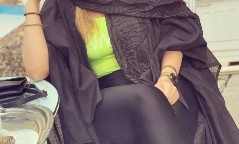 اسمي ميرا، لبنانية من محافظة النبطية، عمري ستة وتلاتين سنة أبحث عن شريك الحياة