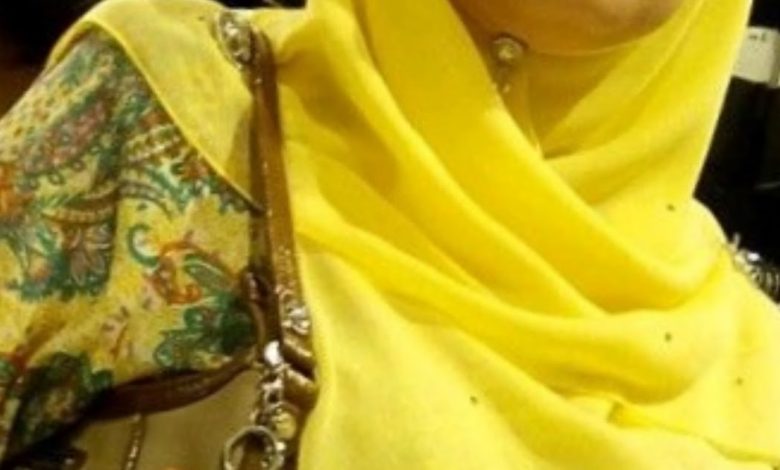 اسمي فتيحة، من ولاية تبسة عمري 55 سنة عازبة أبحث عن شريك الحياة