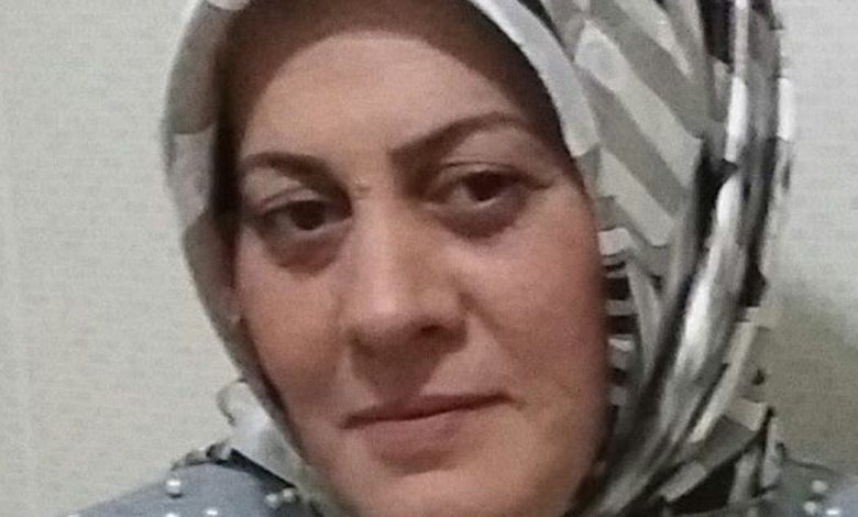 اسمي منى، عمري 41 سنة، عازبة أبحث عن شريك الحياة للزواج