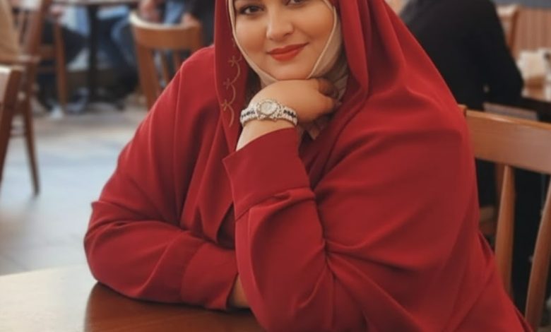 أنا فاطمة، إماراتية من دبي عمري 47 سنة أبي شريك الحياة للزواج
