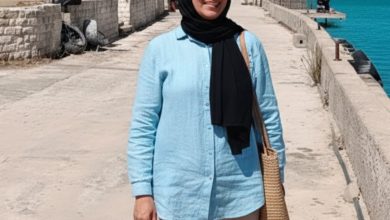 أنا أمل مصرية عندي 50 سنة مطلقة بدور عن شريك الحياة للزواج الحلال