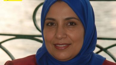 أنا فاطمة من بورسعيد، عندي 53 سنة بدور عن شريك الحياة للزواج