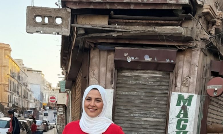أنا سهام من وهران، عمري 40 سنة، مطلقة  أبحث عن شريك الحياة