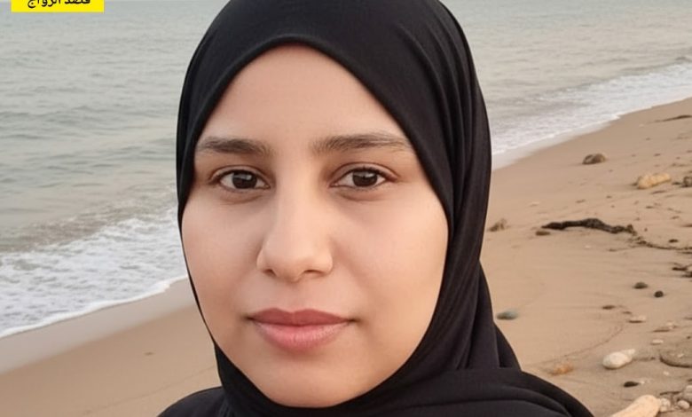 اسمي ولاء، فلسطينية من بيت لاهيا، عمري 37 سنة أبحث عن شريك الحياة للزواج