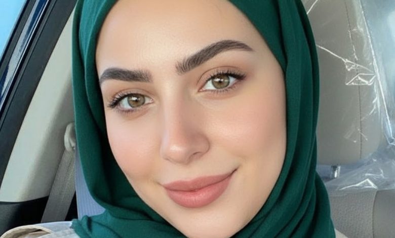 أنا ياسمين، عمري 32 سنة، مطلقة وما عنديش دراري، من وهران بدور عن شريك الحياة