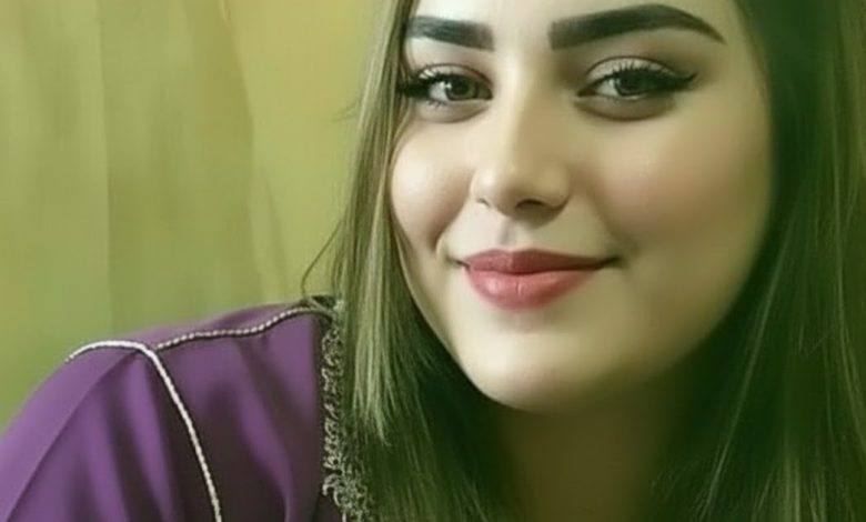 أنا دلال، سورية عمري 35 سنة عم دور عن شريك الحياة للزواج الحلال